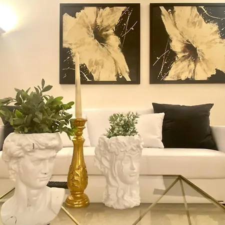 J'adore Scala Apartment Milan